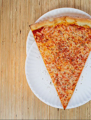 New York-style cheese slice, Five Points Pizza